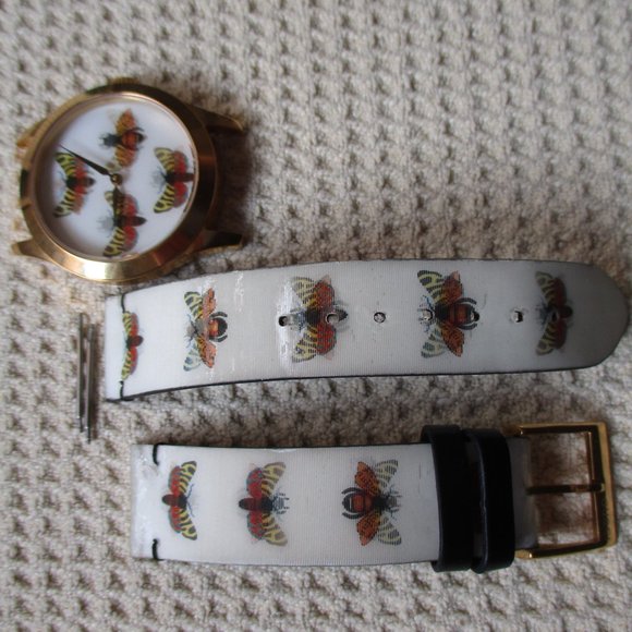 GUCCI G-Timeless Hologram Bee & Butterfly Motif Watch, Limited Edition YA1264109 - Picture 6 of 8
